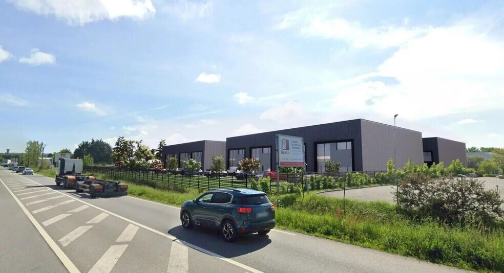 Industriel/Logistique dans Thouaré-sur-Loire à vendre - Photo de l’immeuble – Image 1 sur 3