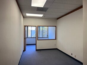 475 Gate Five Rd, Sausalito, CA à louer Photo intérieure– Image 2 sur 3