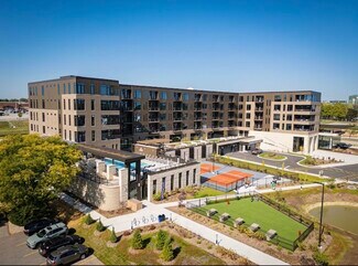 Plus de détails pour 2315 San Luis Pl, Ashwaubenon, WI - Local commercial à louer