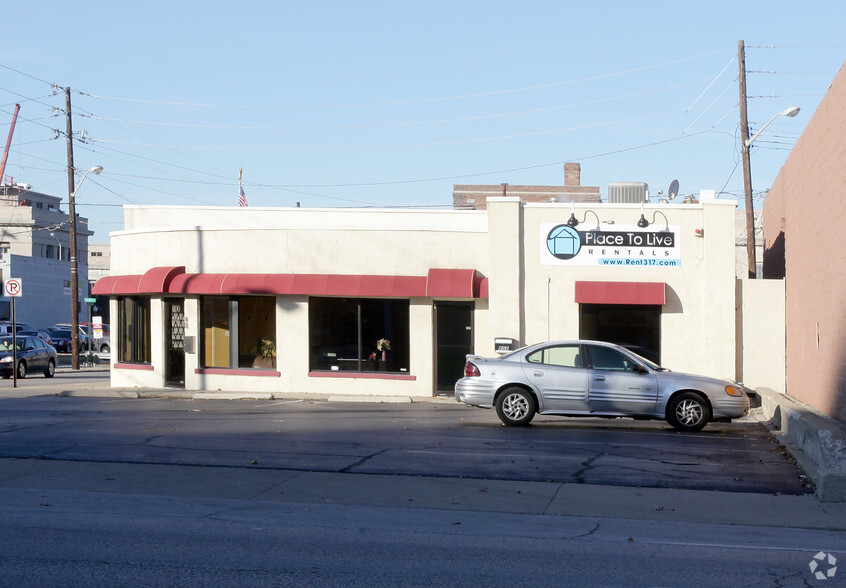 800-802 N Delaware St, Indianapolis, IN à louer - Photo de l’immeuble – Image 2 sur 2
