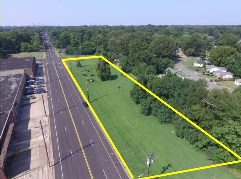 1690 Latham Street, Memphis, TN à vendre - Photo de l’immeuble – Image 2 sur 6