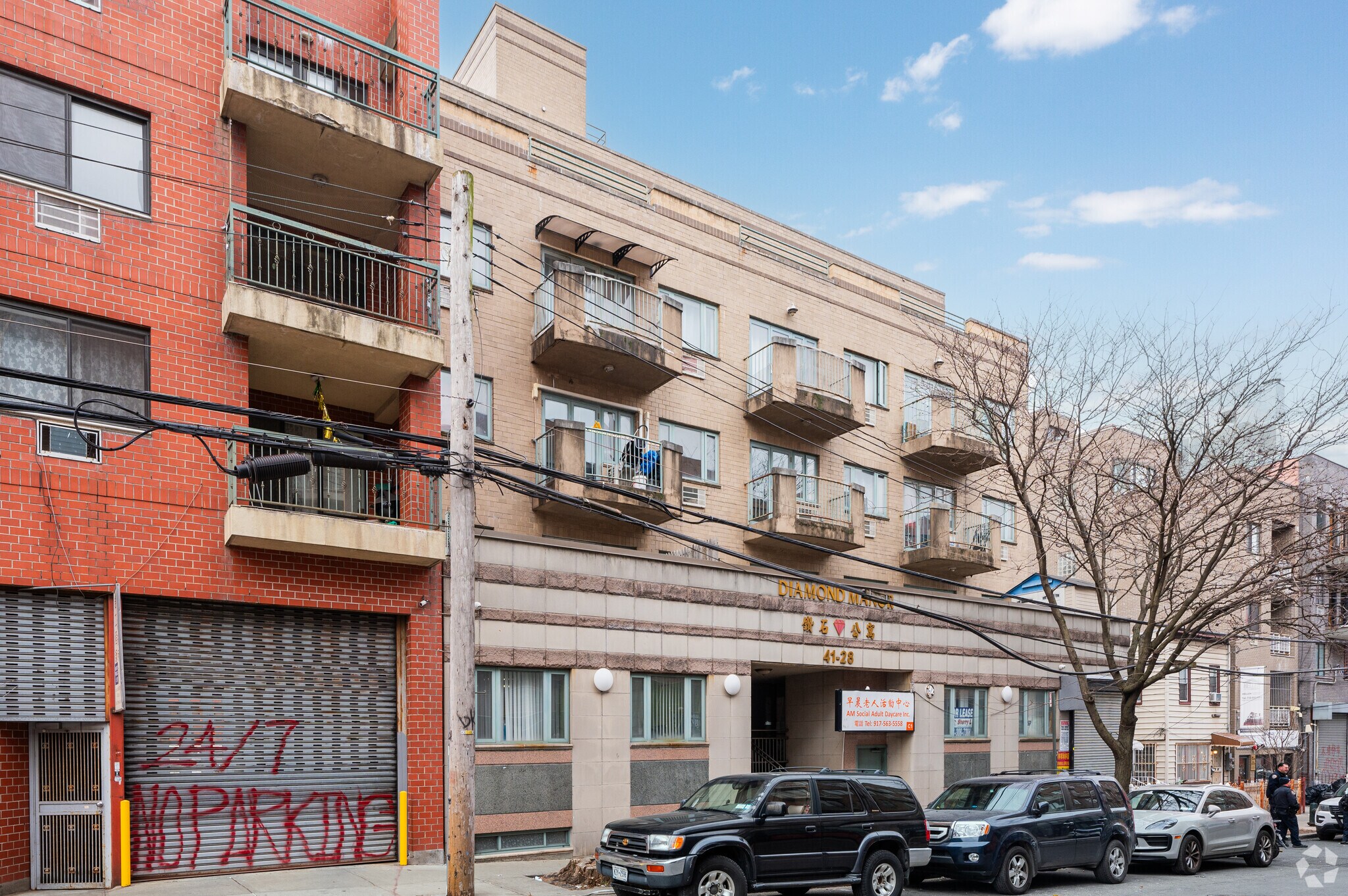 4128 Haight St, Flushing, NY à louer Photo principale– Image 1 sur 9