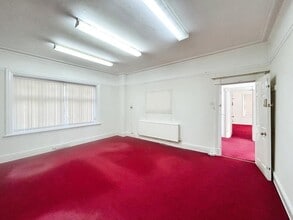 37 Manchester Rd, Manchester à louer Photo intérieure– Image 2 sur 6