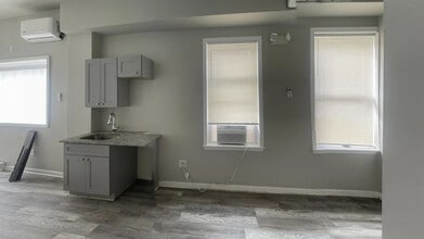 1632 N 29th St, Philadelphia, PA à louer Photo intérieure– Image 2 sur 4