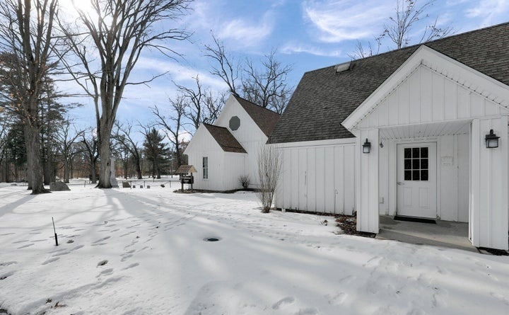 4656 Meridian Rd, Williamston, MI à louer - Photo de l’immeuble – Image 2 sur 27