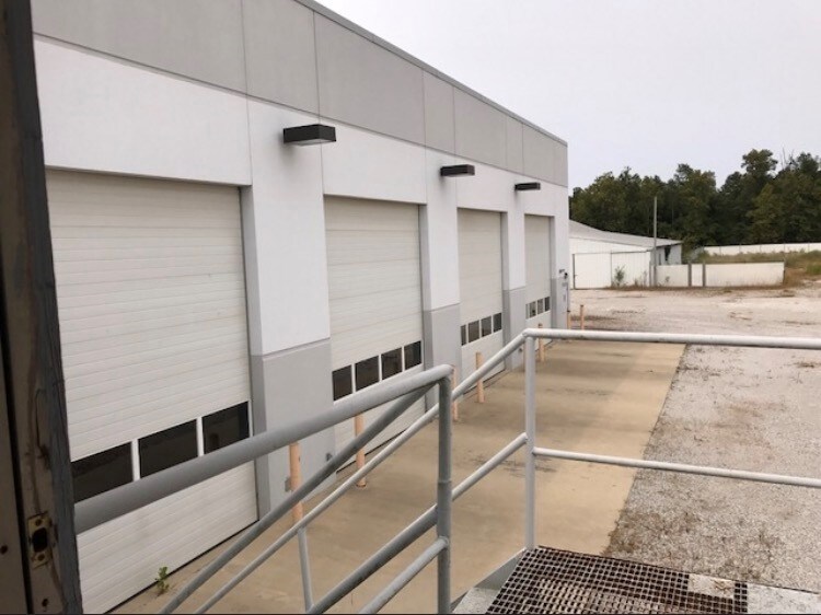 1116 W County Road 450 N, Brazil, IN à louer - Photo de l’immeuble – Image 2 sur 121