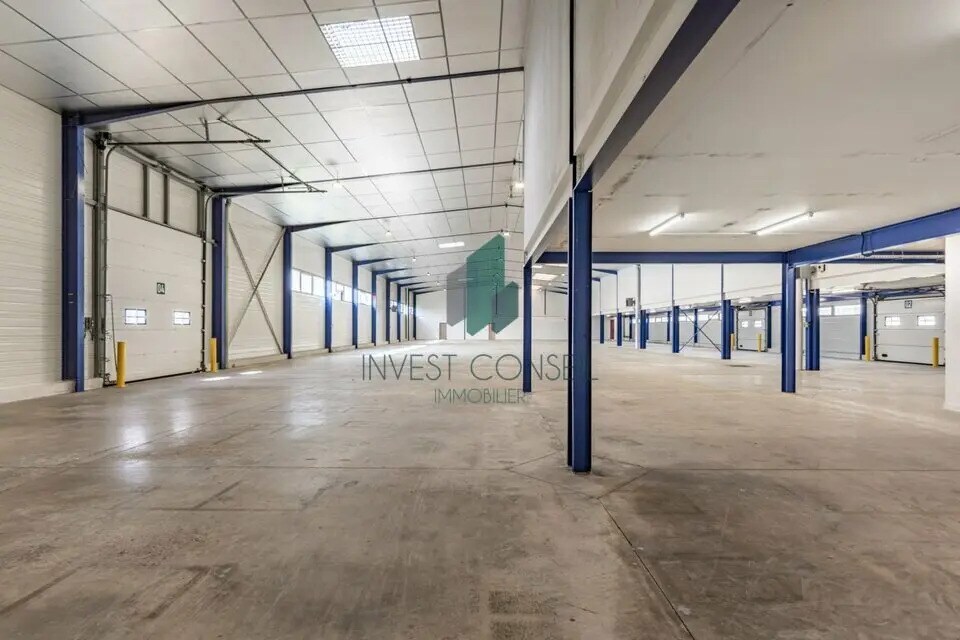 Local d’activités dans Bezons à louer Photo de l’immeuble– Image 1 sur 11