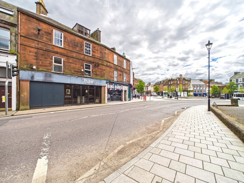 12-14 Church Crescent, Dumfries à vendre - Photo de l’immeuble – Image 2 sur 8