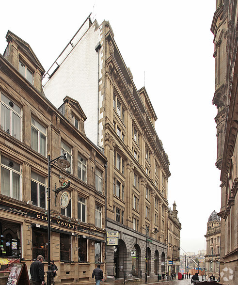 43-45 Hustlergate, Bradford à vendre - Photo de l’immeuble – Image 3 sur 3