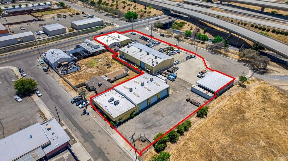 1017-1023 N Maple Ave, Fresno, CA à vendre - Photo de l’immeuble – Image 3 sur 34