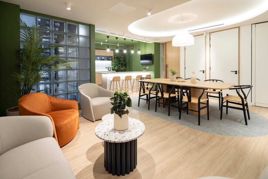 35 Chiswell St, Londres à vendre - Photo de l’immeuble – Image 3 sur 20