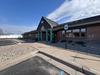 Plus de détails pour 501 E Cummins St, Tecumseh, MI - Bureau à vendre
