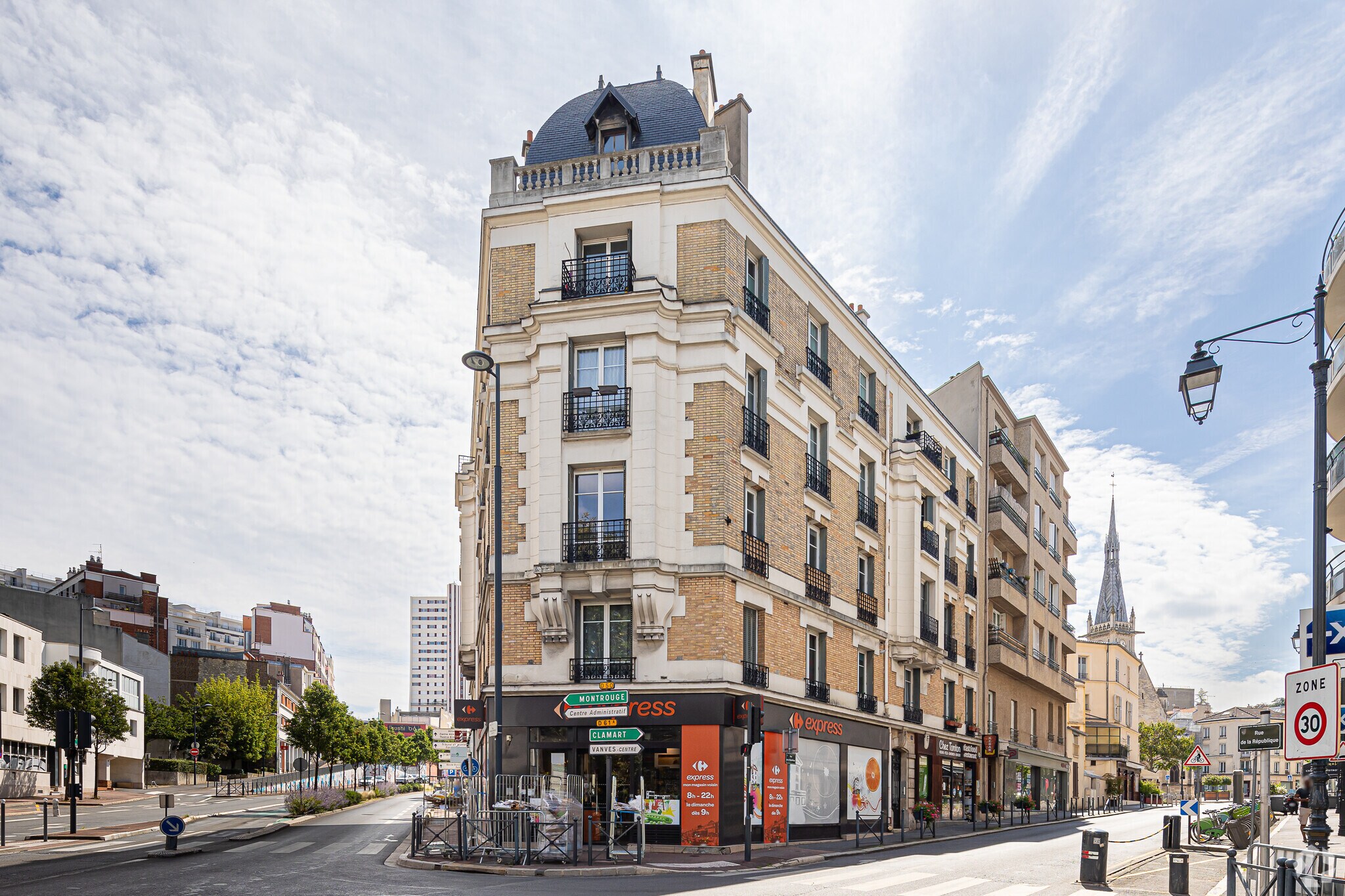 Local commercial dans Vanves à louer Photo principale– Image 1 sur 3