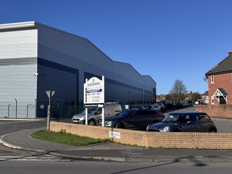 1-5 West Hendford, Yeovil à louer - Photo de l’immeuble – Image 2 sur 5