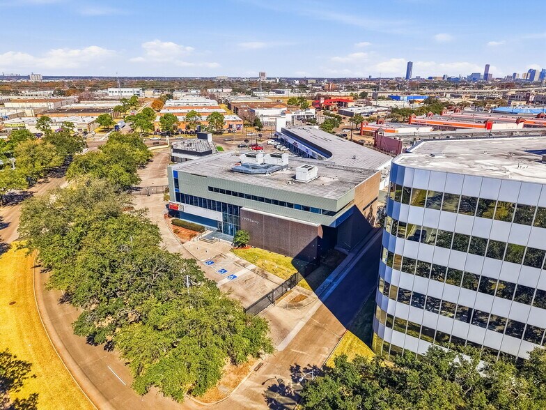 5999 Savoy Dr, Houston, TX à vendre - Aérien – Image 3 sur 24