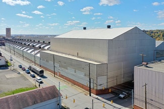 Plus de détails pour 469 N Sharpsville Ave, Sharon, PA - Industriel/Logistique à louer