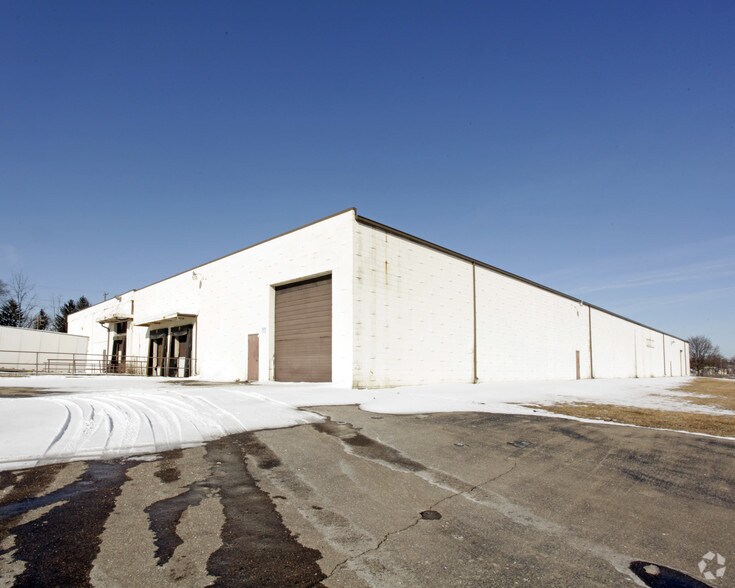350 S Mill St, Plymouth, MI à louer - Photo de l’immeuble – Image 3 sur 9