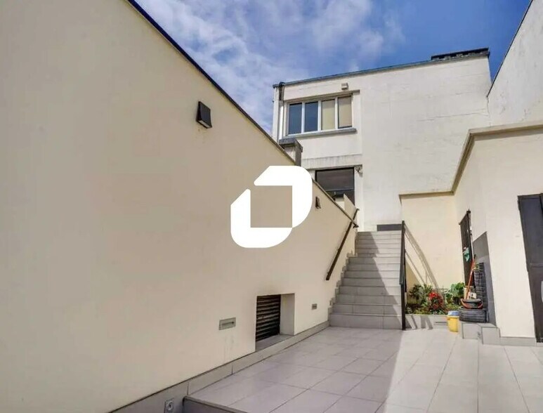 Bureau dans Bagnolet à louer - Photo de l’immeuble – Image 3 sur 14