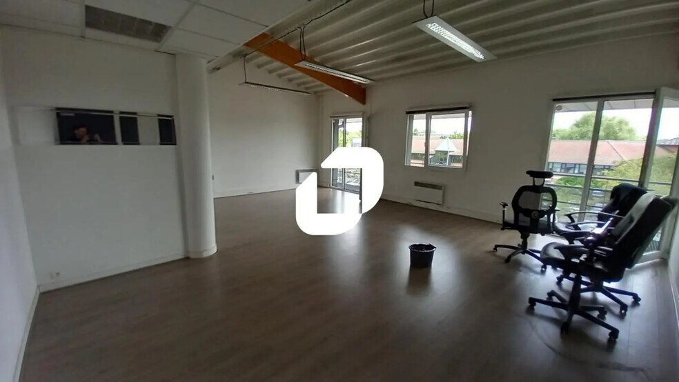Bureau dans VILLENEUVE-D'ASCQ à louer - Photo de l’immeuble – Image 2 sur 8