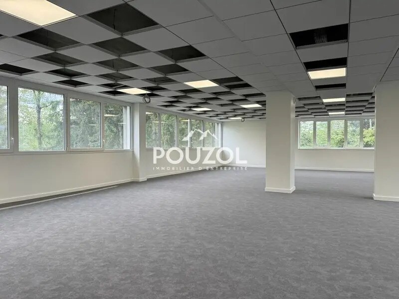 Bureau dans Clermont-Ferrand à louer Photo intérieure– Image 1 sur 12