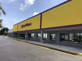 Plus de détails pour 1861 N Highland Ave, Clearwater, FL - Local commercial à louer