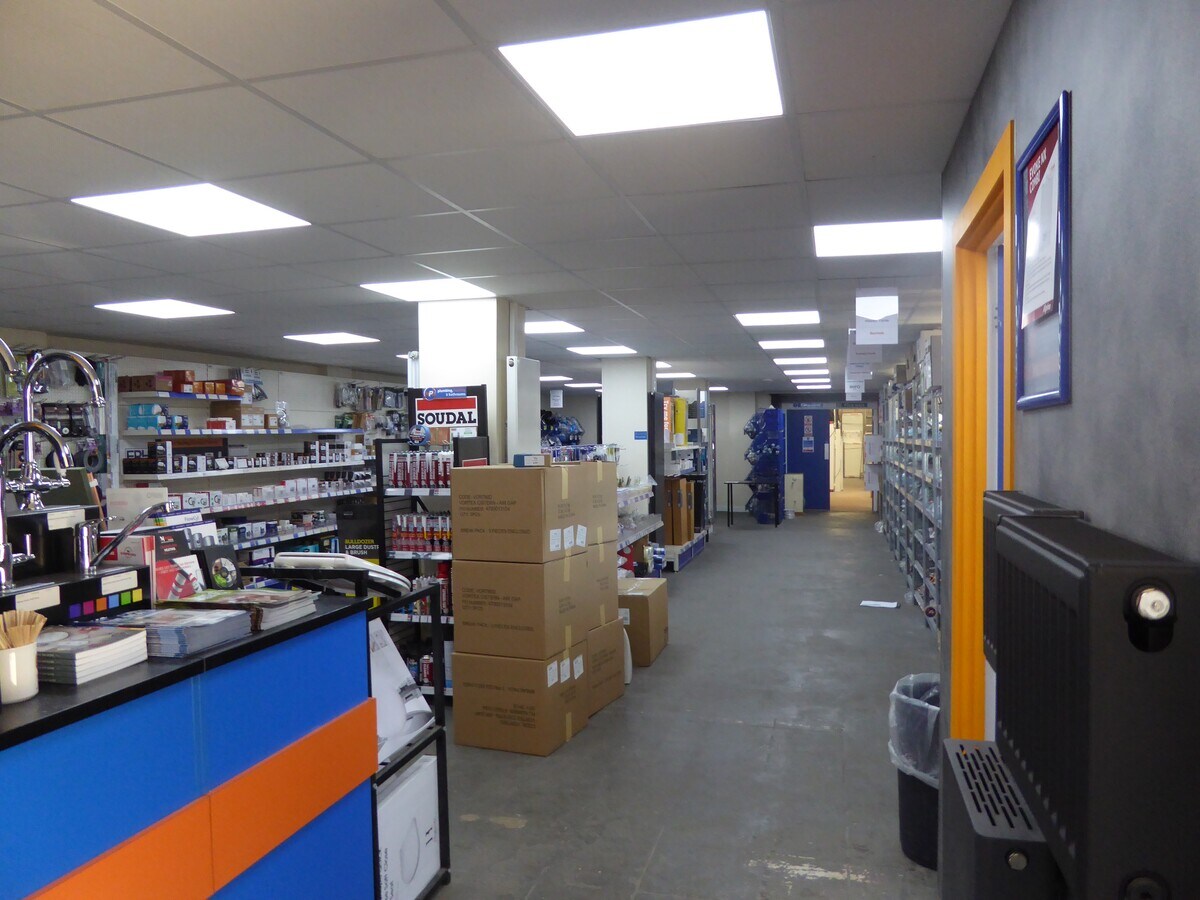 74-80A Hednesford Rd, Cannock, STS WS12 3EA - Lot 80A - - Photo intérieure - Image 1 of 1
