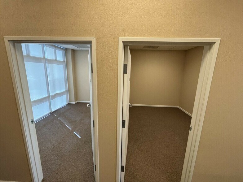 2820 SE 58th Ct, Hillsboro, OR à louer - Photo intérieure – Image 3 sur 7