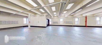 305 E 182nd St, Bronx, NY à vendre Photo intérieure– Image 1 sur 4