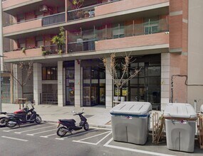 Carrer De Pallars, 73, Barcelone, Barcelona à louer Photo de la construction– Image 1 sur 13