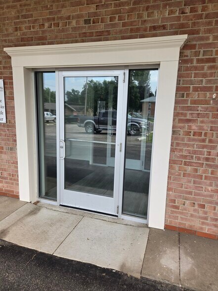 101-103 S Talbot St, Addison, MI à louer - Photo de l’immeuble – Image 3 sur 21