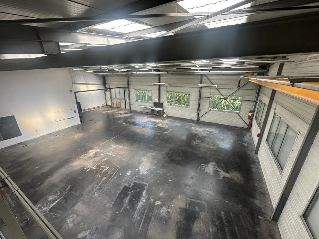 Industriel/Logistique dans Mainvilliers à louer Photo intérieure– Image 1 sur 20