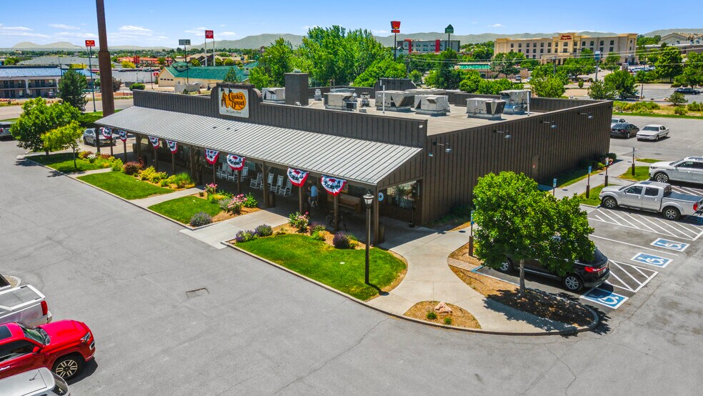 4735 N Elizabeth St, Pueblo, CO à vendre - Photo de l’immeuble – Image 3 sur 6