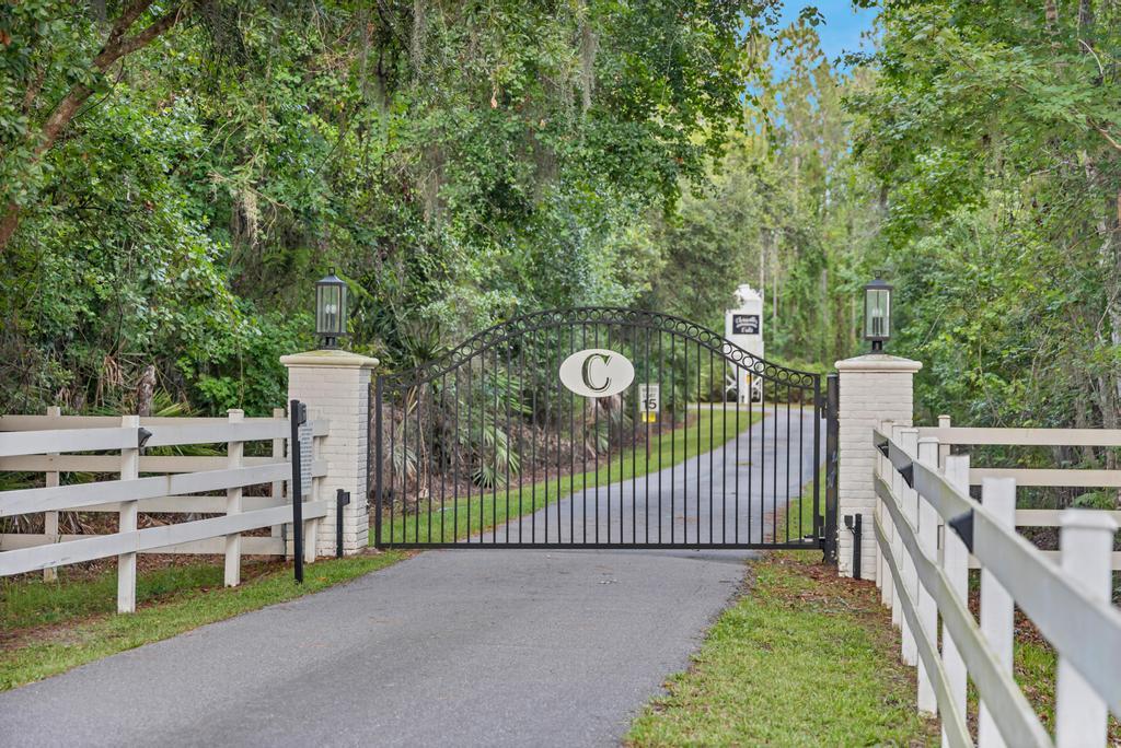 485 Chandler Oaks Ln, Saint Augustine, FL à vendre Photo principale– Image 1 sur 40