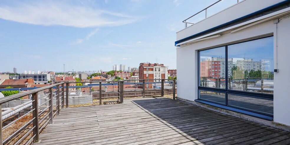 Bureau dans Saint-Ouen-Sur-Seine à louer - Photo de l’immeuble – Image 1 sur 12