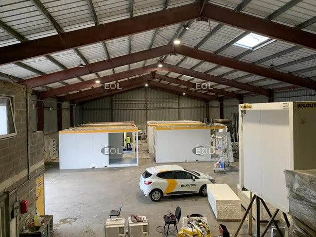 Plus de détails pour Local d'activités à louer