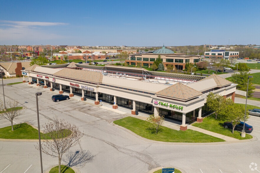 8311-8351 W 135th St, Overland Park, KS à louer - Aérien – Image 3 sur 9
