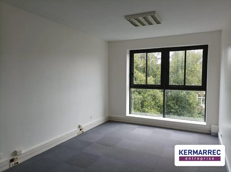 Bureau dans Nantes à louer - Photo de l’immeuble – Image 3 sur 8
