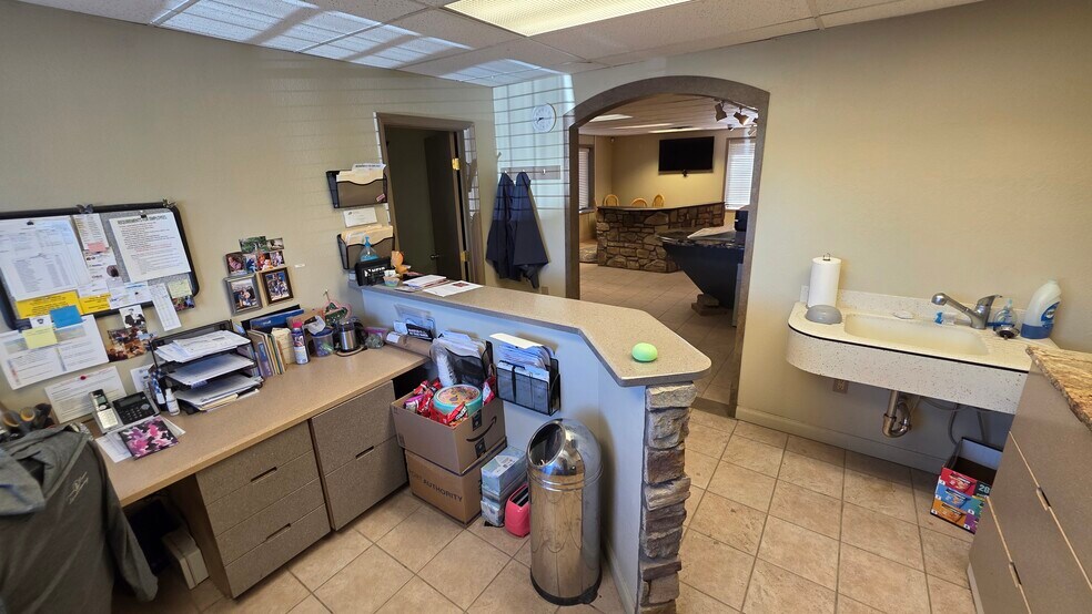 69-75 Sunflower Rd, Colorado Springs, CO à louer - Photo de l’immeuble – Image 3 sur 24
