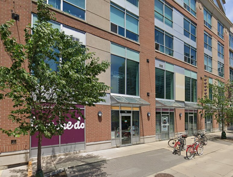 50 Lynn Williams St, Toronto, ON à louer - Photo de l’immeuble – Image 3 sur 10