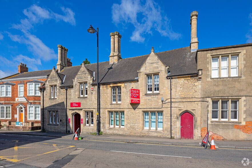 27-31 Northgate, Sleaford à vendre - Photo de l’immeuble – Image 3 sur 6