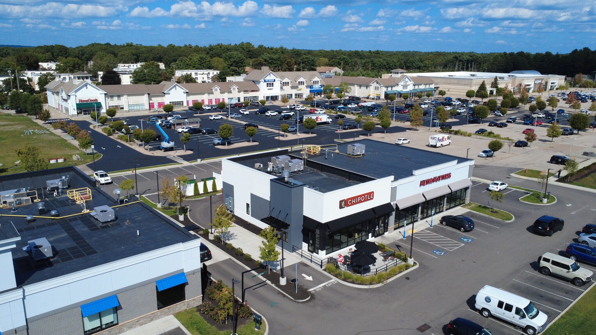 Post Rd, North Kingstown, RI à louer Photo principale– Image 1 sur 25