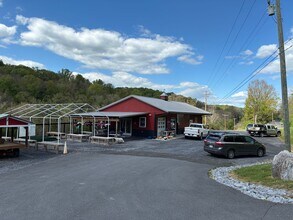 885 Stonewall Jackson Hwy, Bentonville, VA à louer Photo intérieure– Image 2 sur 2