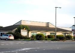 1933 Central Ave, Mckinleyville, CA à louer Photo principale– Image 1 sur 6