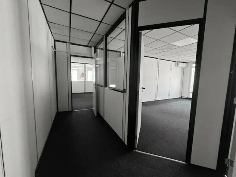 Bureau dans Saint-Martin-le-Vinoux à vendre - Photo intérieure – Image 3 sur 3