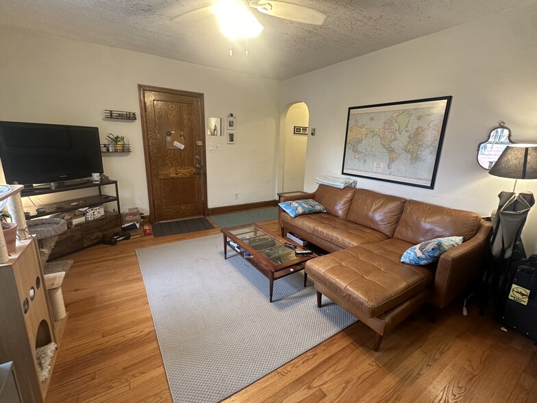 4026 9th St NE, Washington, DC à vendre - Photo de l’immeuble – Image 2 sur 7