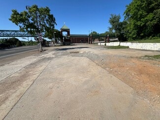 Plus de détails pour 261 Riverside dr, Clarksville, TN - Terrain à vendre