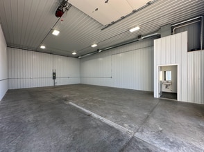 3263 Moencks Ct, Bettendorf, IA à louer Photo intérieure– Image 1 sur 13