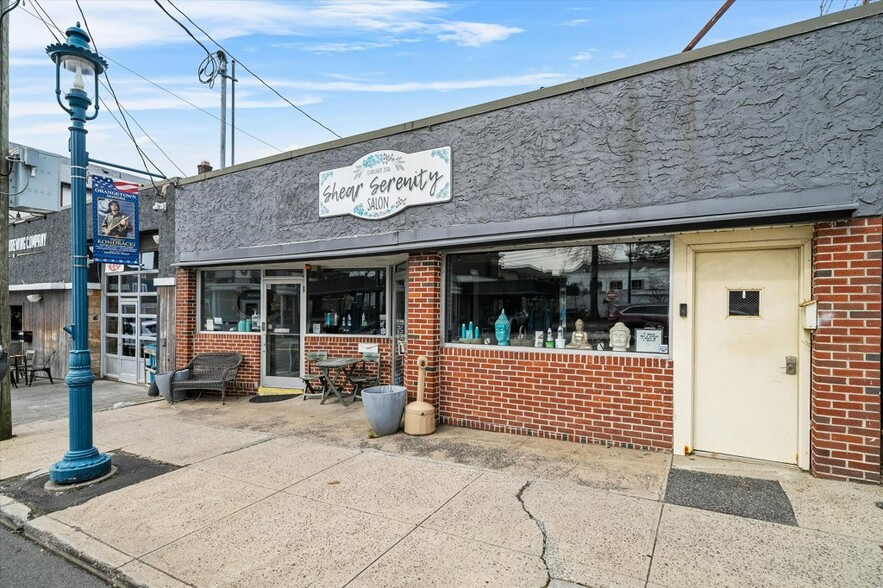 9 N Main St, Pearl River, NY à vendre - Photo de l’immeuble – Image 2 sur 24