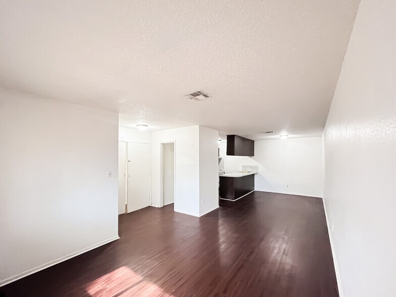 800 Pine St, Hearne, TX à vendre - Photo de l’immeuble – Image 2 sur 21