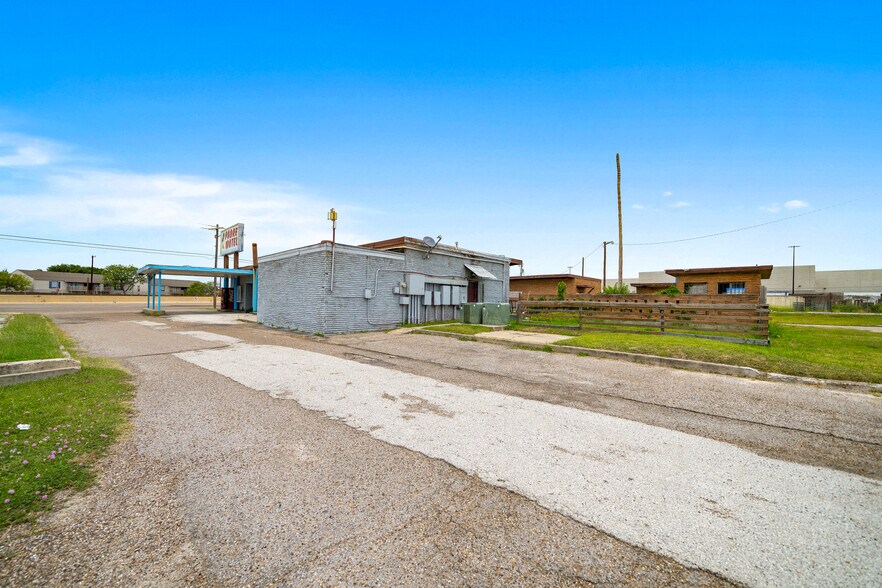 9401 S Padre Island Dr, Corpus Christi, TX à vendre - Photo de l’immeuble – Image 3 sur 15